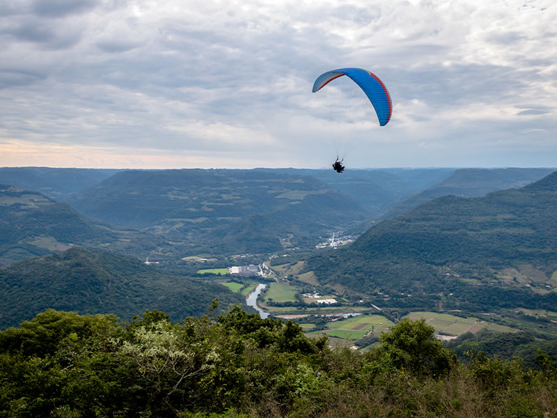 Paragliding